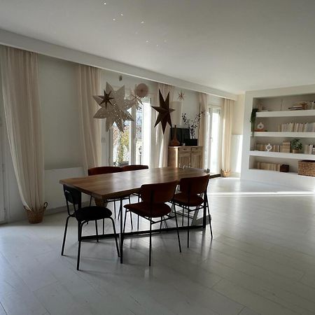Maison Familiale, Belle Et Moderne Proche De Versailles Et Thoiry Maule Exterior foto