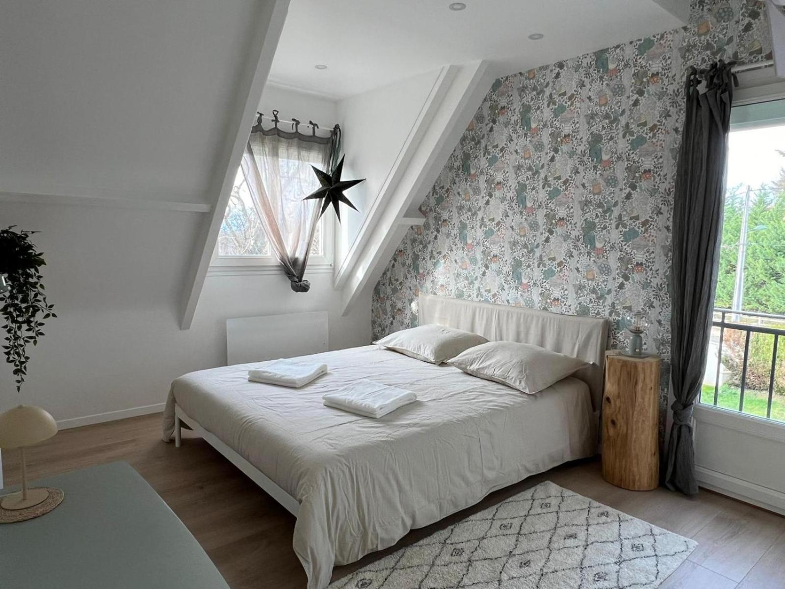Maison Familiale, Belle Et Moderne Proche De Versailles Et Thoiry Maule Exterior foto